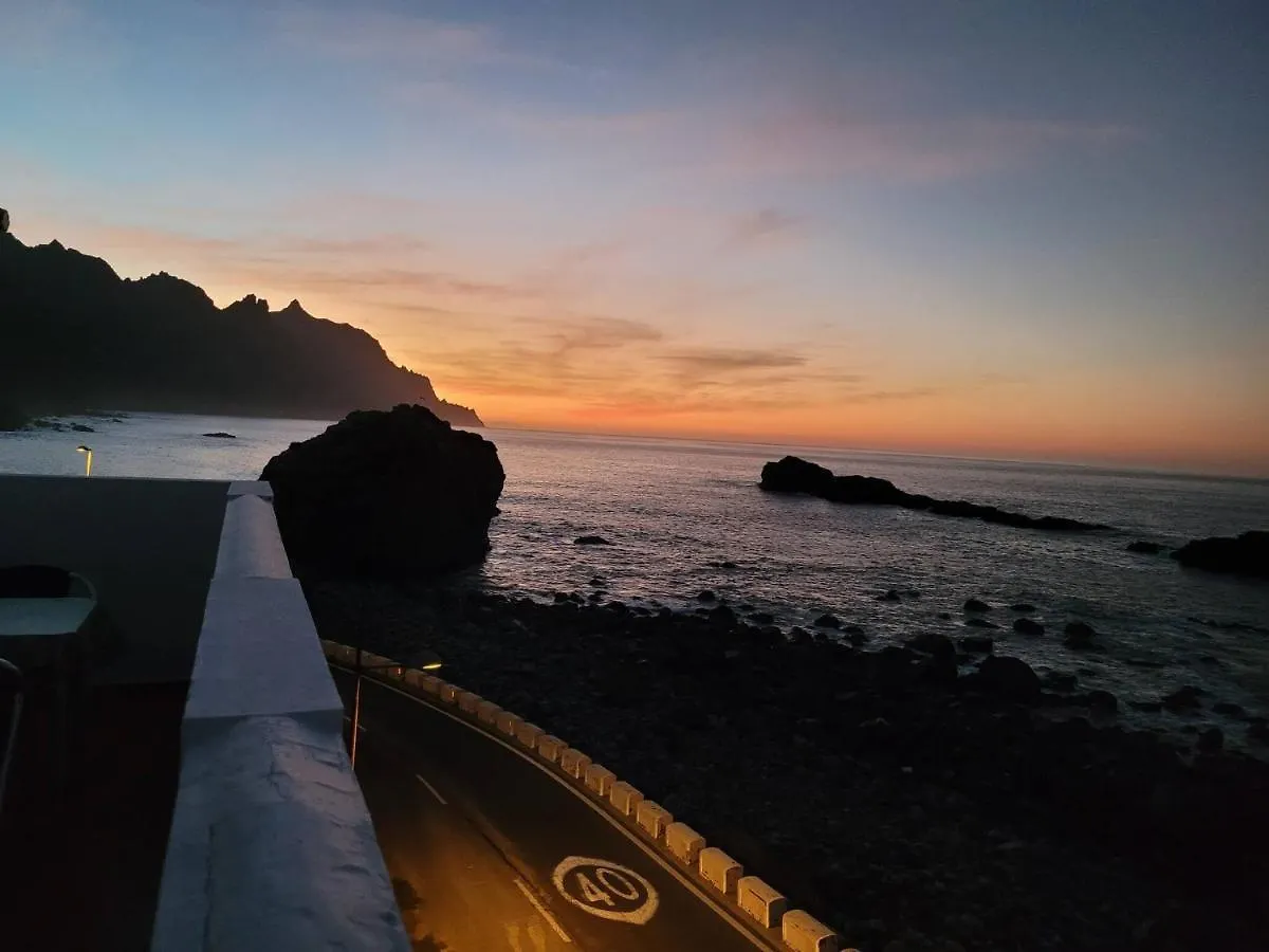 Room In Lodge - Beautiful Sunsets From The Balcony El Roque 圣克鲁斯-德特内里费 招待所